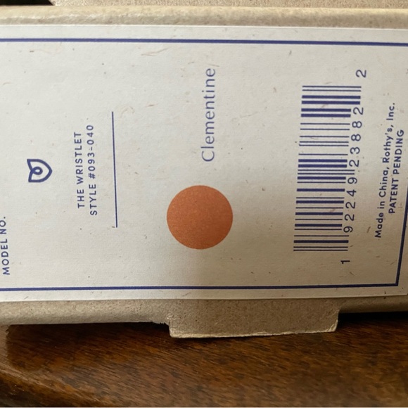 Rothy's Clementine Wristlet - Picture 5 of 6